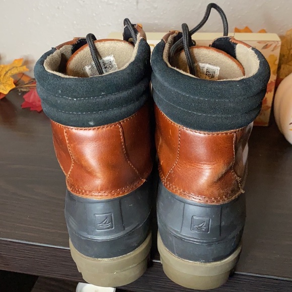 Sperry Boots - Picture 4 of 6
